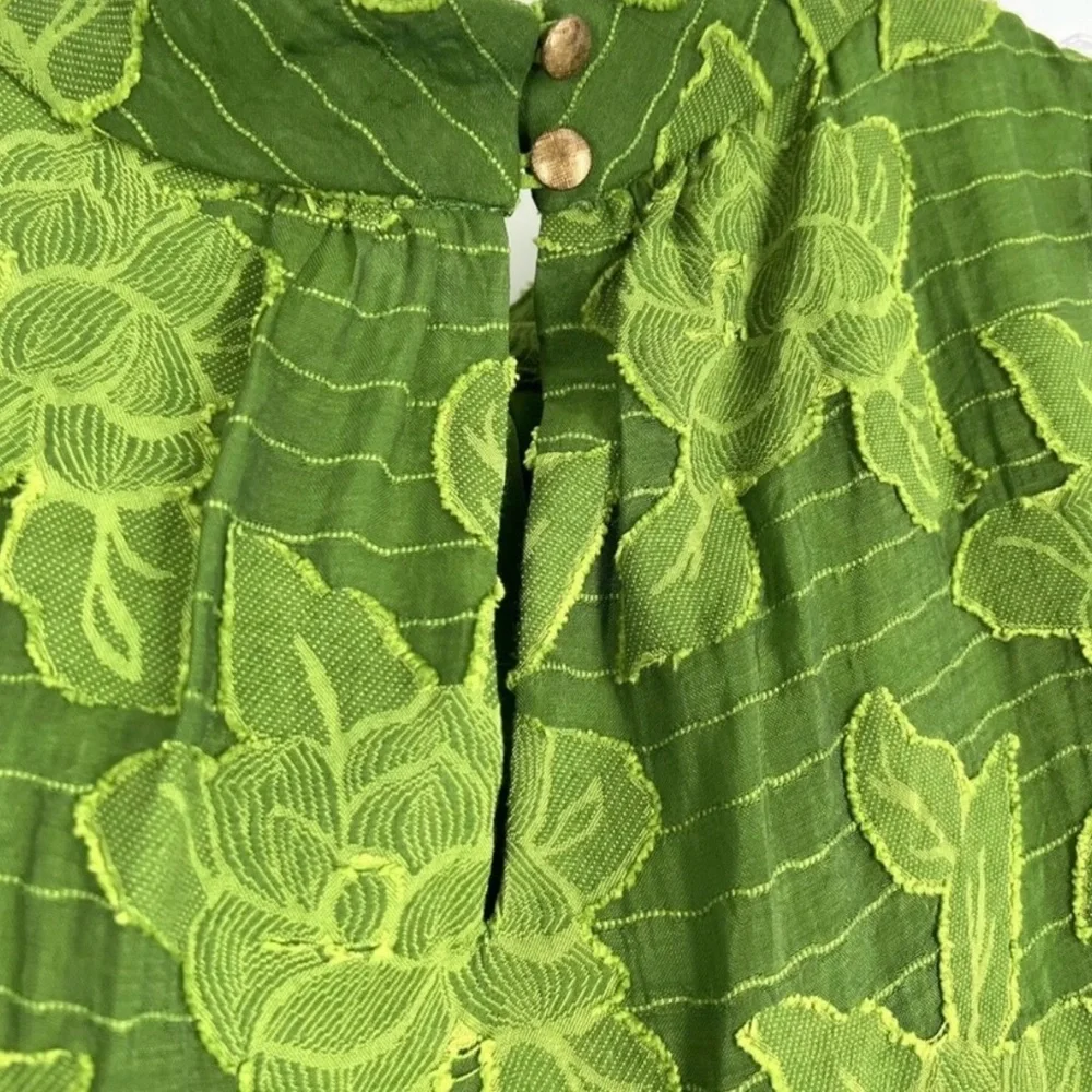 Maeve Anthropologie Savannah Embroidered Green Floral Swing Ruffle Blouse‎ Sz 2